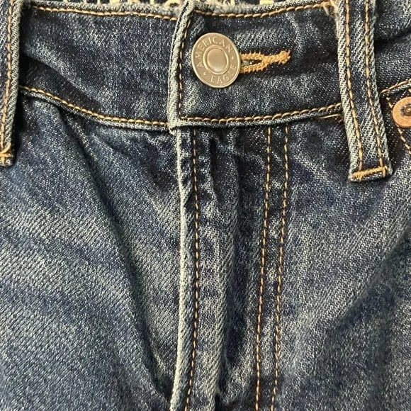 AE Strigid Super High-Waisted Ripped Ankle Straight Jean Sz 2 - Picture 5 of 10